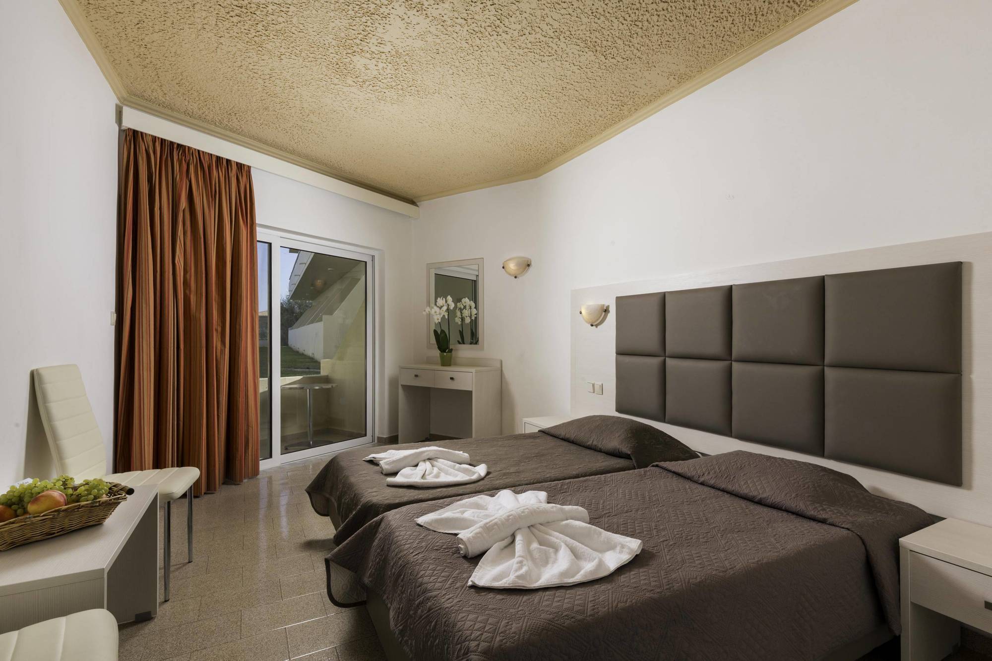 Relax Hotel Κολύμπια Εξωτερικό φωτογραφία