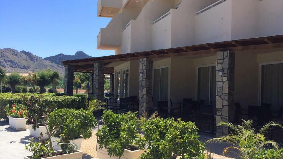 Relax Hotel Κολύμπια Εξωτερικό φωτογραφία